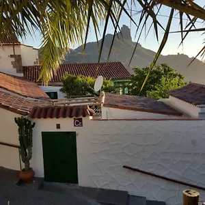 Casa Santana Segura Tejeda (Gran Canaria)